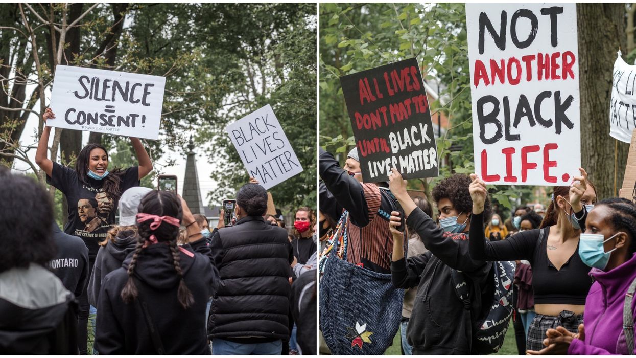 More Ontario Cities Are Protesting & The Signs Will Give You Goosebumps (PHOTOS)
