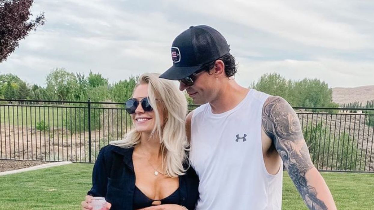 Angela Price est enceinte et dévoile son adorable « baby bump »