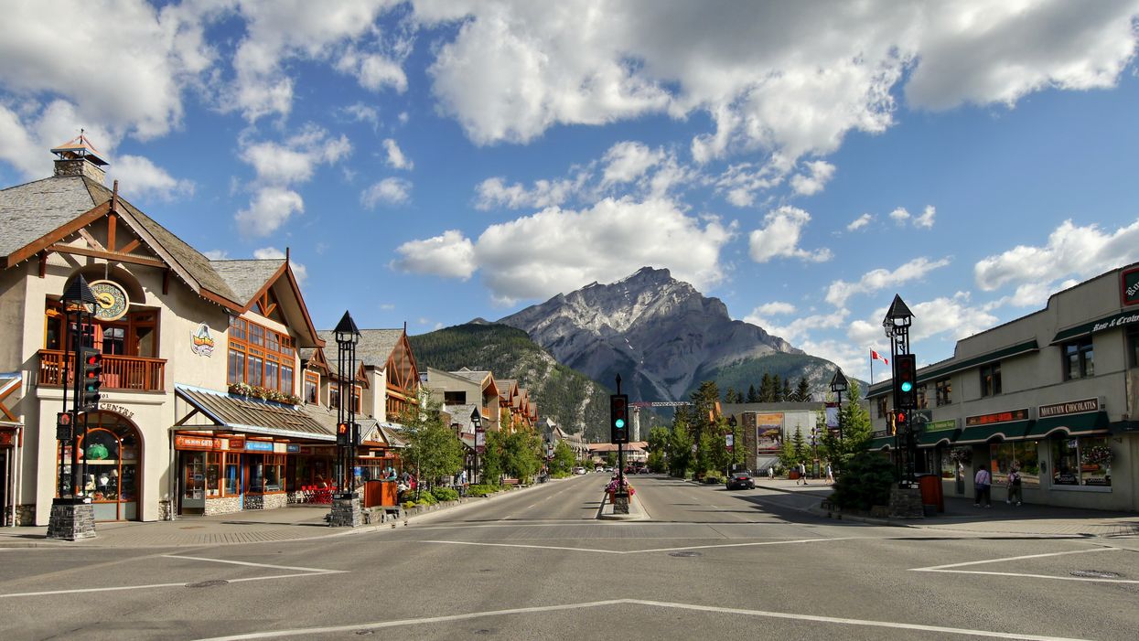A Texas Family Vacationing In Banff Reportedly Used A 'Loophole' To Enter Canada (VIDEO)