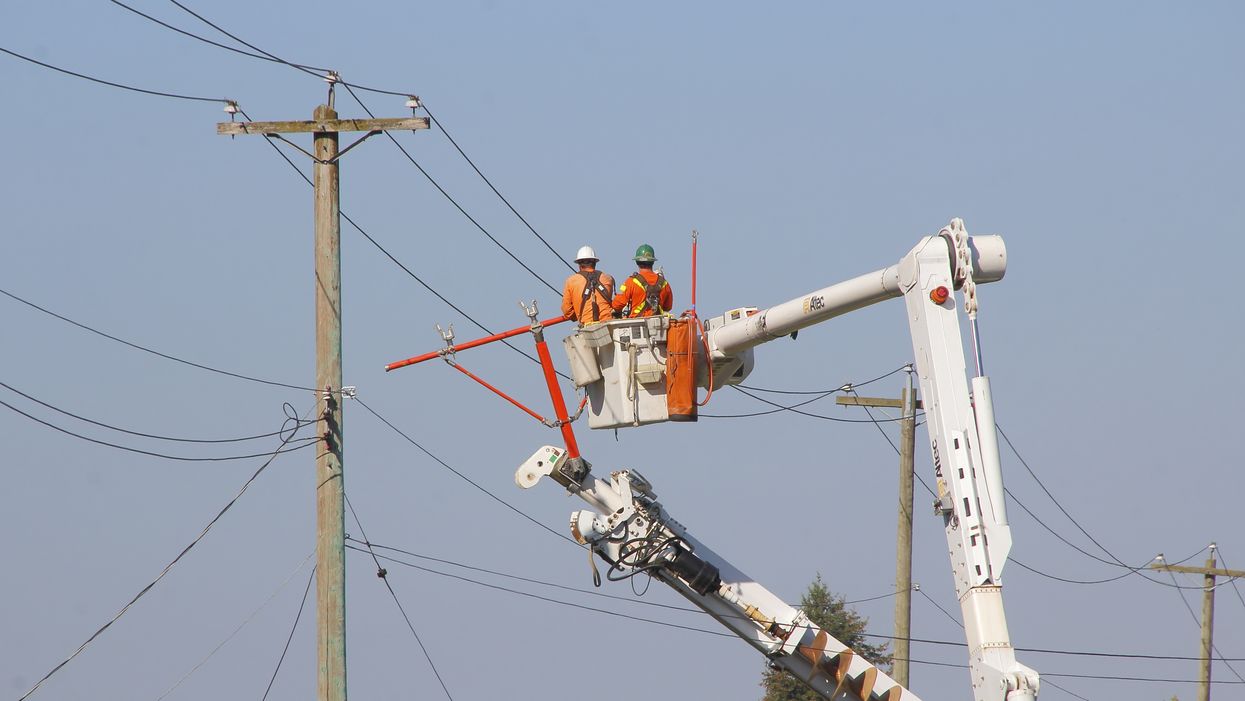 Hundreds Of Torontonians Are Still Without Power After Last Night's Storm