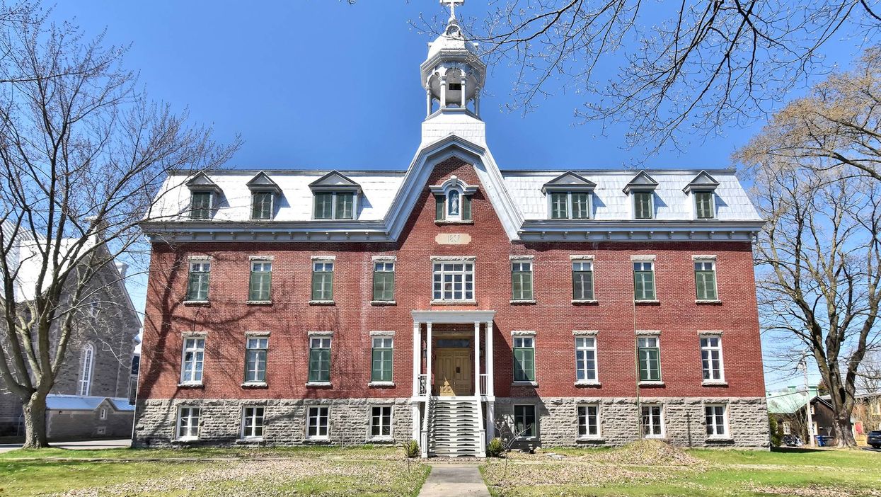 Cet ancien couvent à 1 h de Montréal est à vendre et te fera sentir dans un film d'horreur