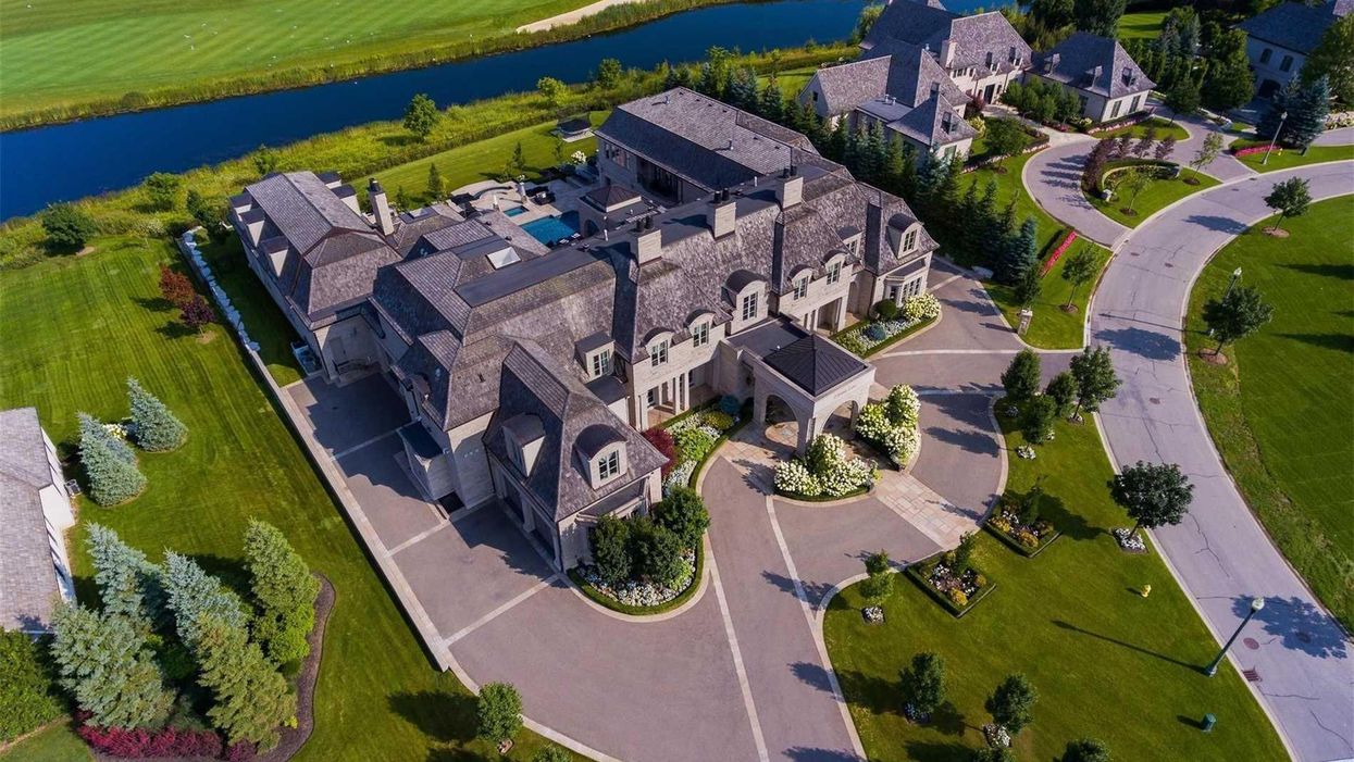 This $23M Palace For Sale Near Toronto Has An Absurd Amount Of Bathrooms (PHOTOS)