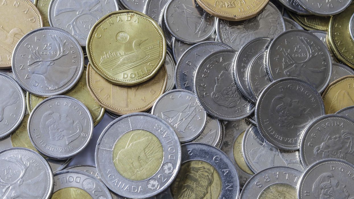 Voici à quoi ressemble la nouvelle pièce de 2 $ en circulation au Canada