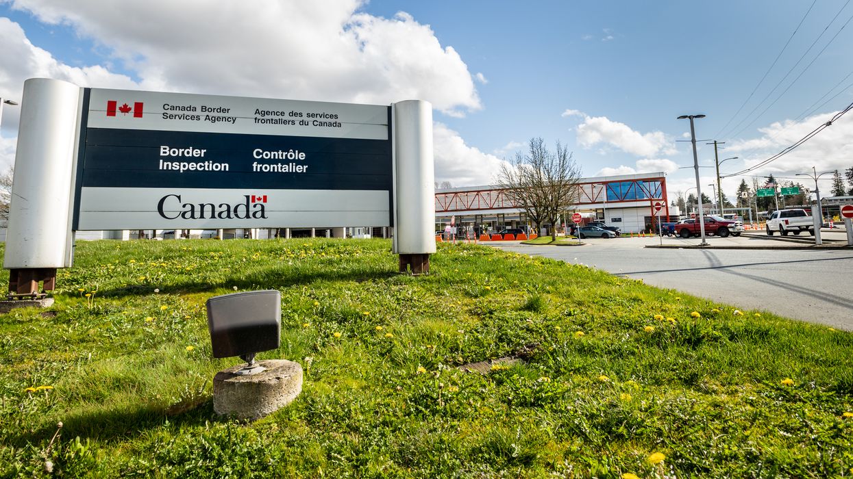 Thousands Of Americans Are Still Trying To Come To Canada For Sightseeing & Shopping