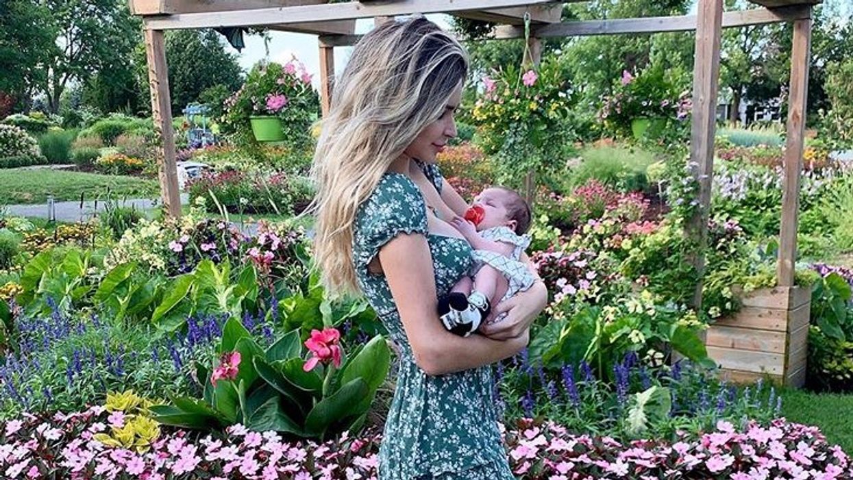 Élisabeth Rioux répond aux commentaires négatifs sur son corps post-partum