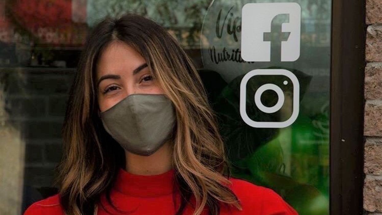 Carolane de Barmaids a ouvert un «bar» à Montréal et voici de quoi ça à l'air (Photos)