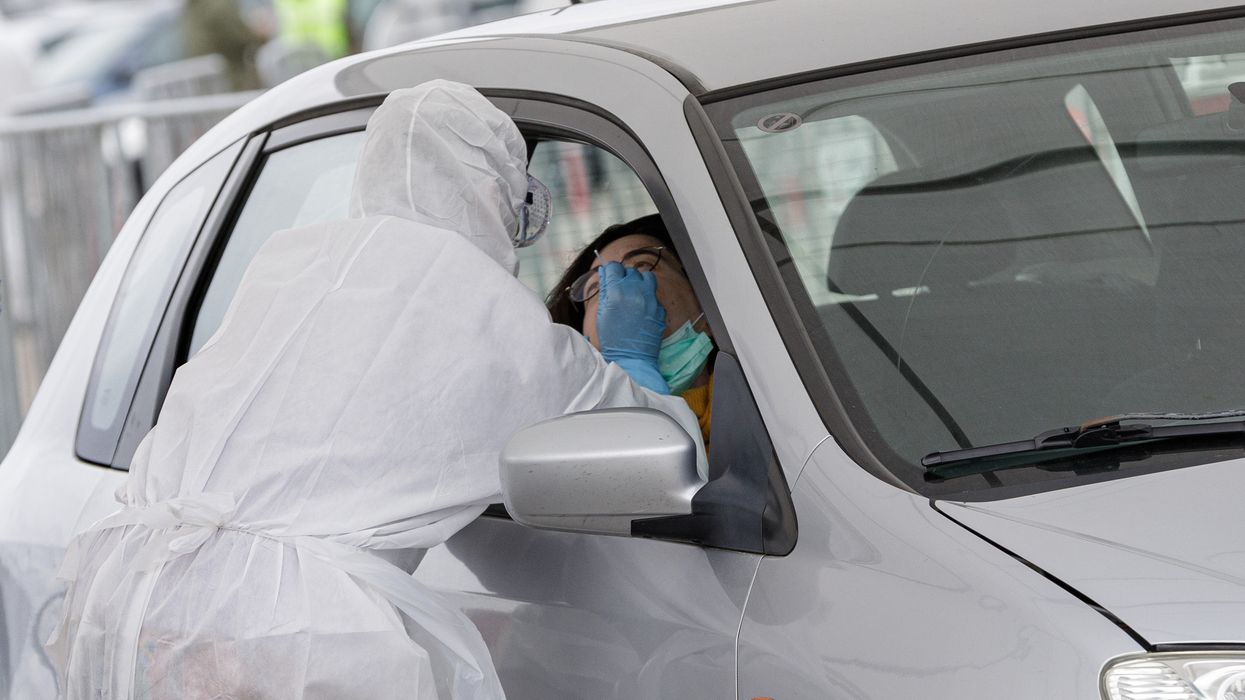 Albertans With COVID-19 Are Refusing To Say Where They've Been & Who They've Seen