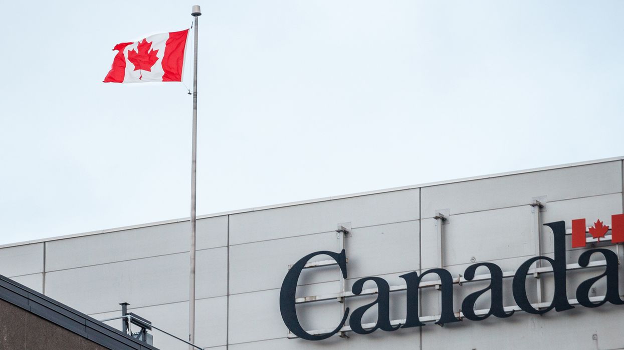 Health Canada Is Hiring New Grads As Analysts & The Jobs Can Pay Up To $57K