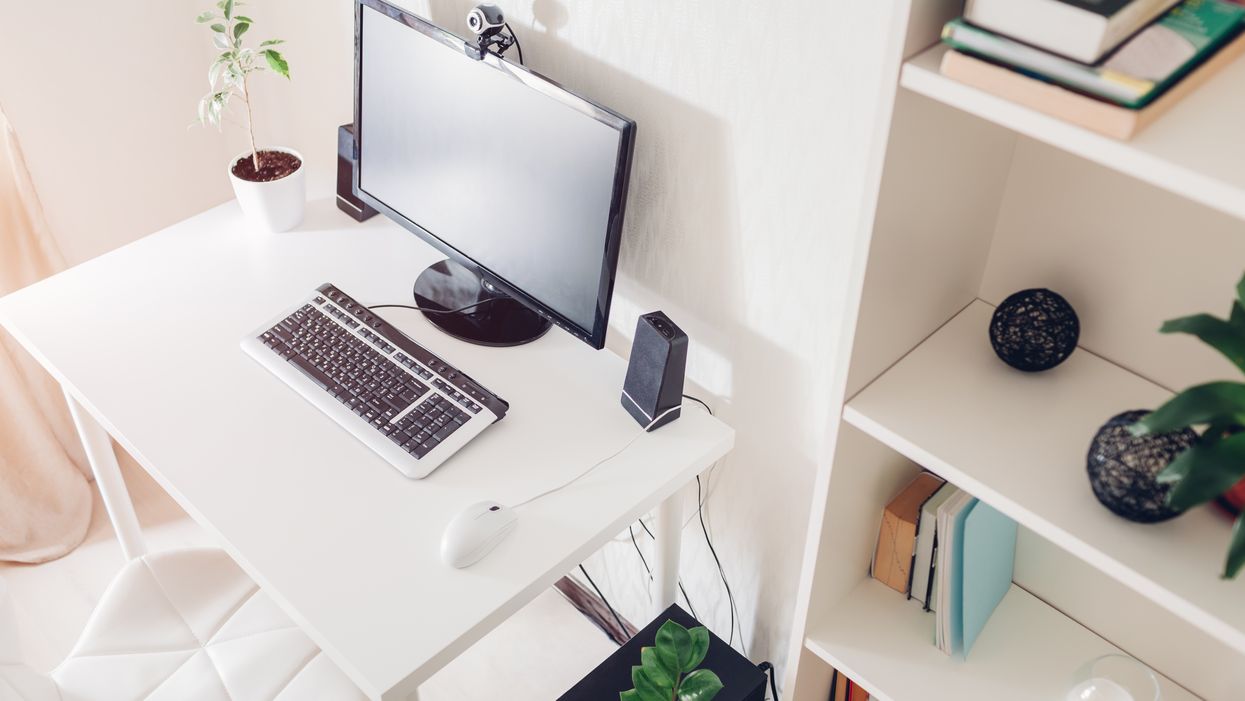 Stats Canada Is Hiring A Ton Of Work From Home Positions In Alberta & They Pay Over $60k