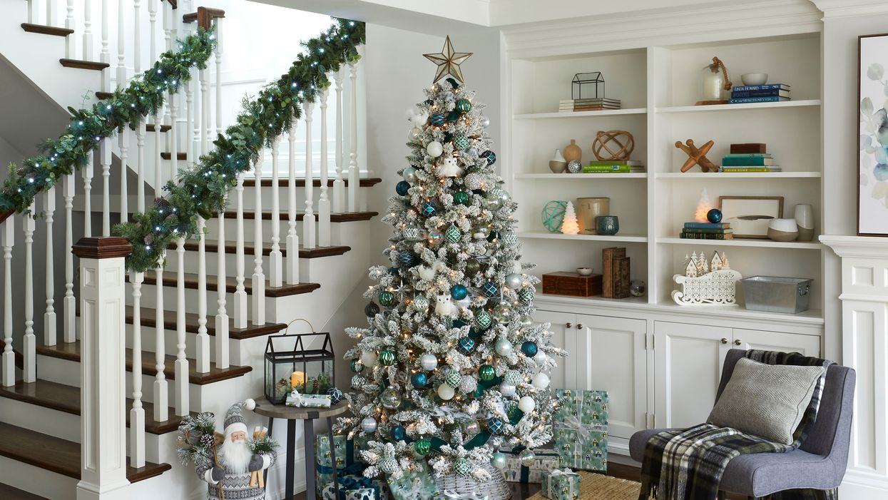 These Holiday Decoration Trends Will Transform Your Home Into A Literal Winter Wonderland