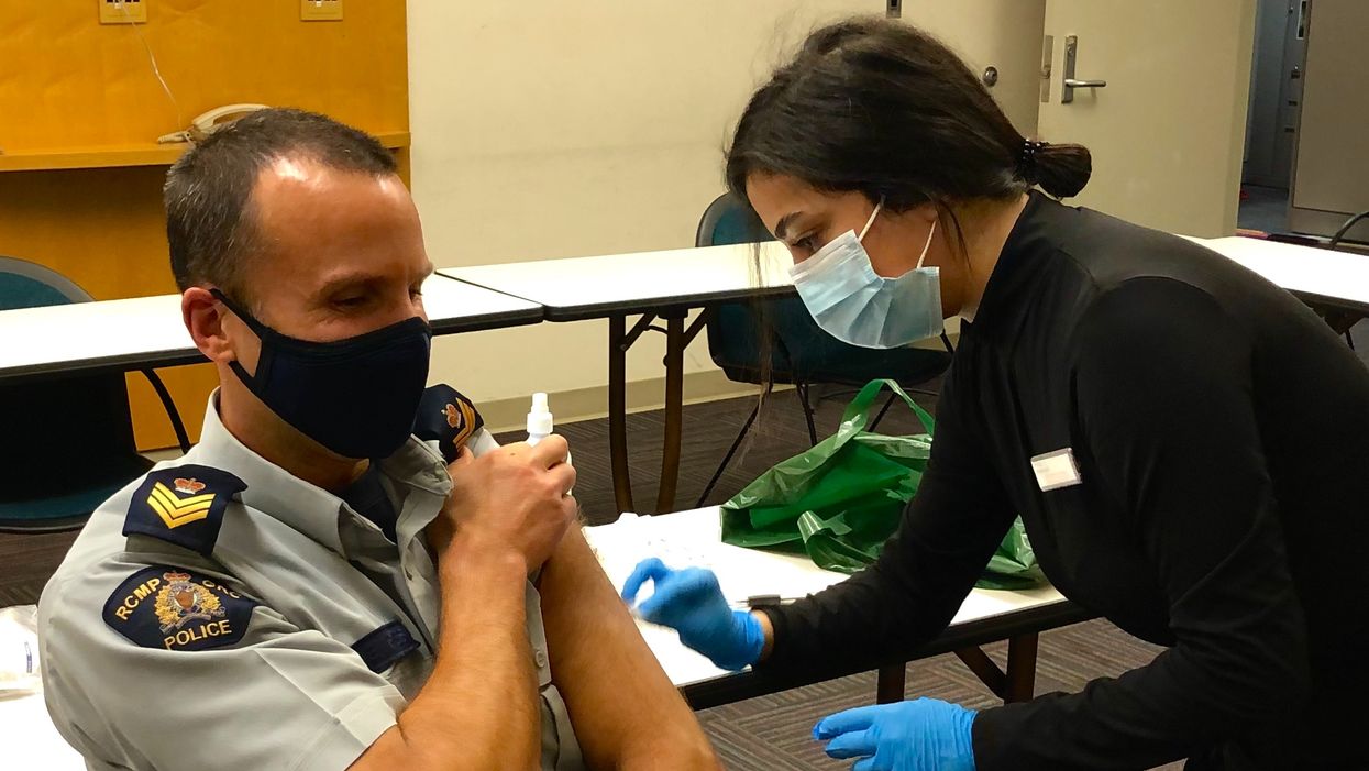 Canada's Health Agency Still Wants You To Get The Shot Even Though There's Almost No Cases