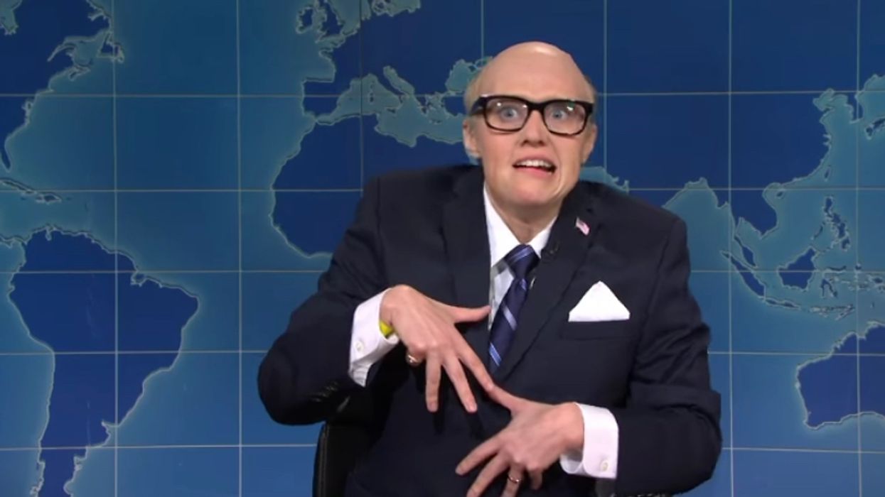 'Star Witness' Seemed Drunk In Court & People Can't WAIT For Kate McKinnon To Play Her