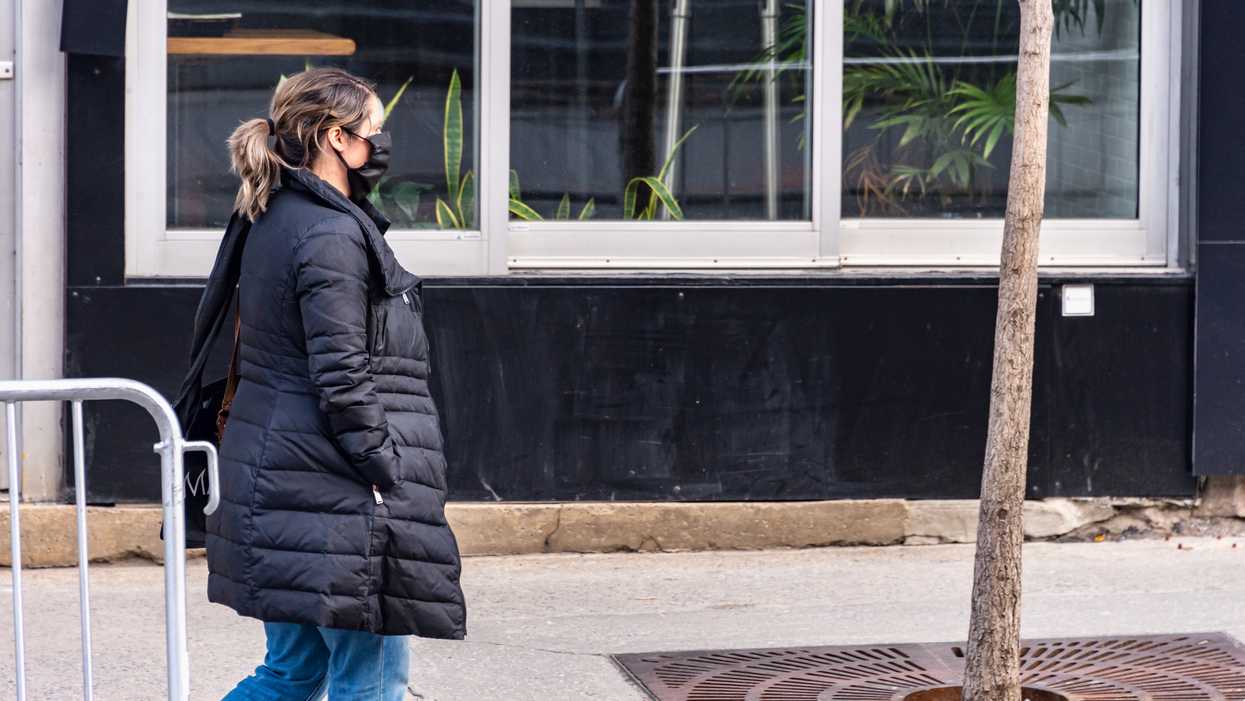 Mouvements complotistes : Les Québécois sont de plus en plus inquiets des anti-masques