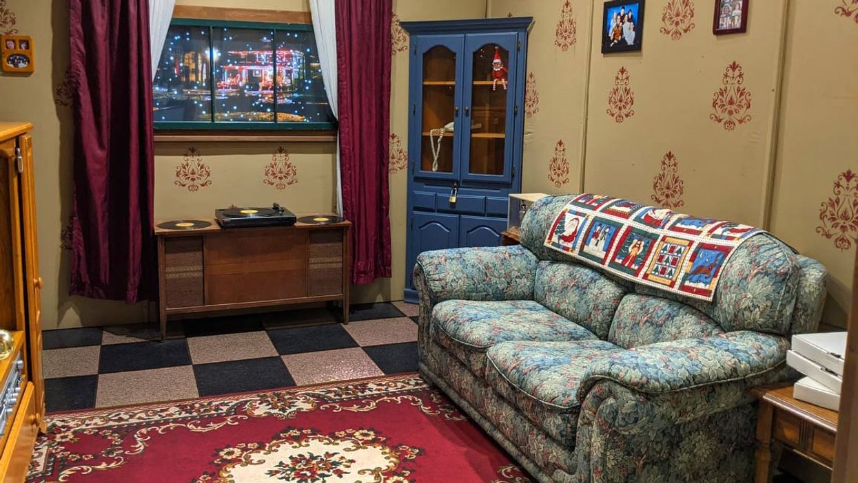 Ontario's Holiday Escape Game Is Like Being In 'Home Alone' (PHOTOS)