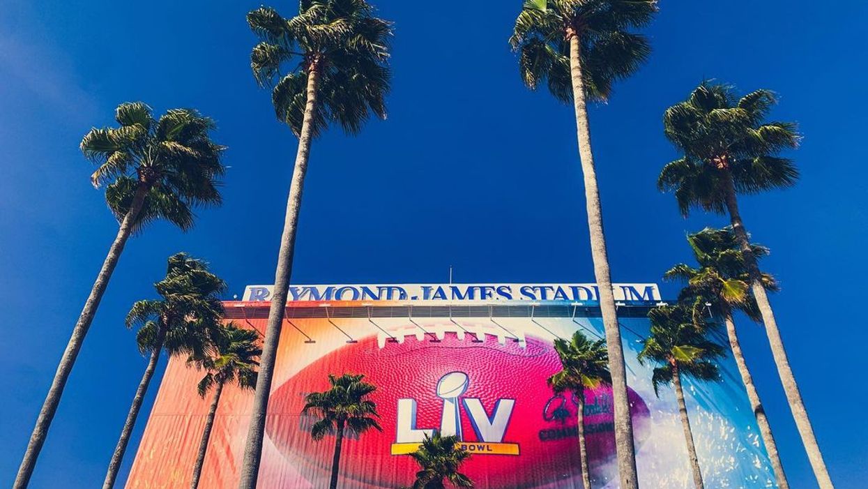 Here's How You Can Watch The Super Bowl In Canada If You Don't Have Cable