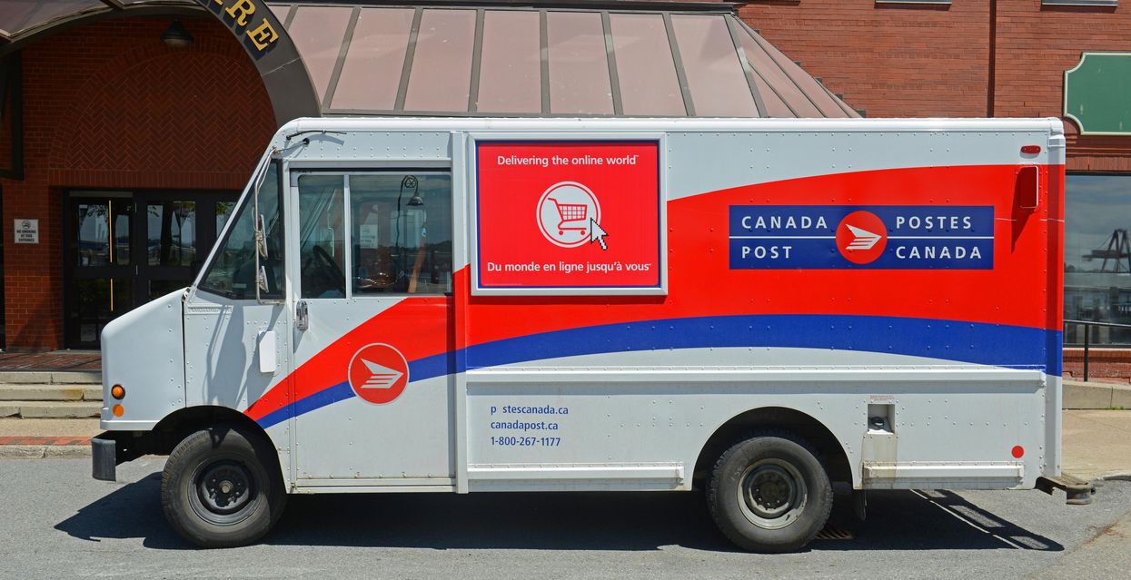 A Canada Post Worker In Toronto Has Died Of COVID-19 After A Company Outbreak