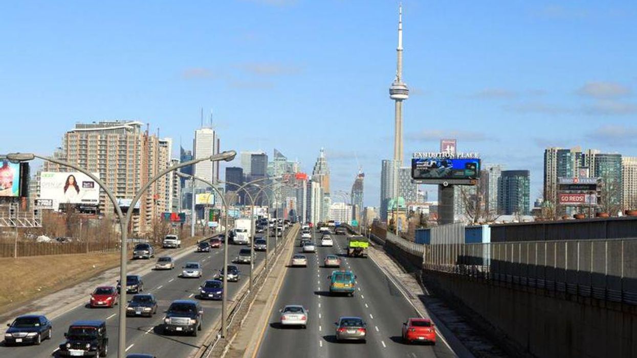 GTA Residents Keep Travelling To Niagara-On-The-Lake During The Stay-At-Home Order