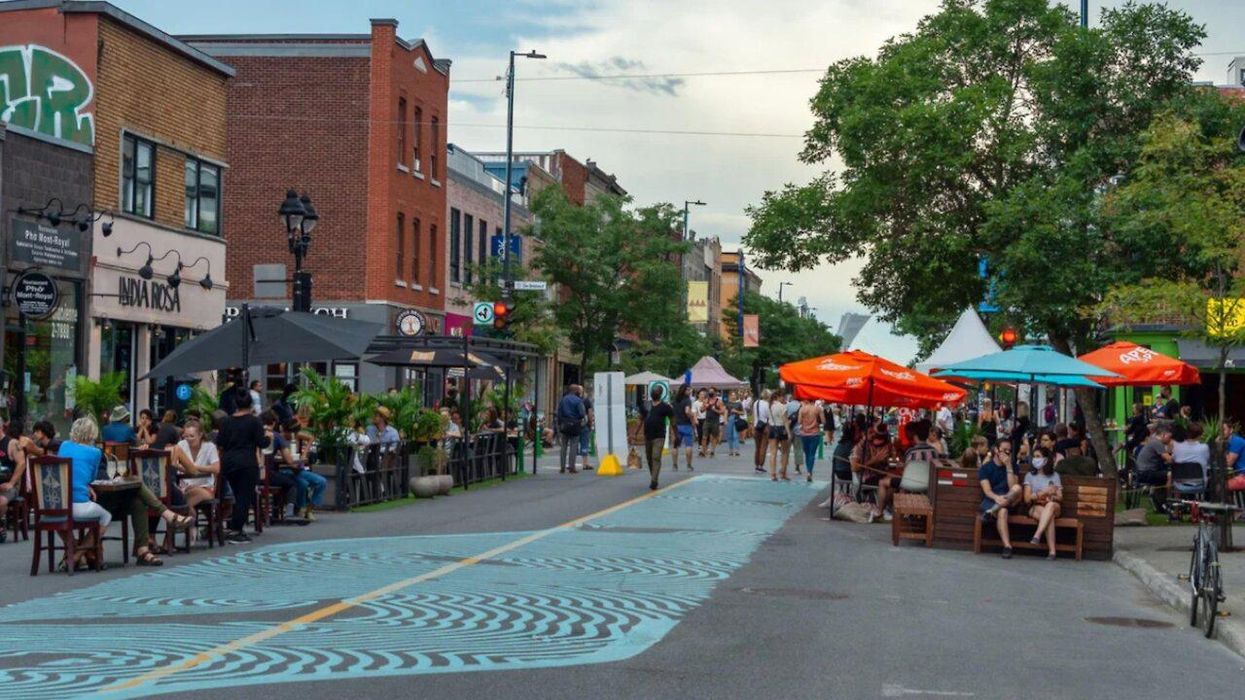 Les terrasses rouvrent bientôt au Québec et voici les mesures qui seront à respecter