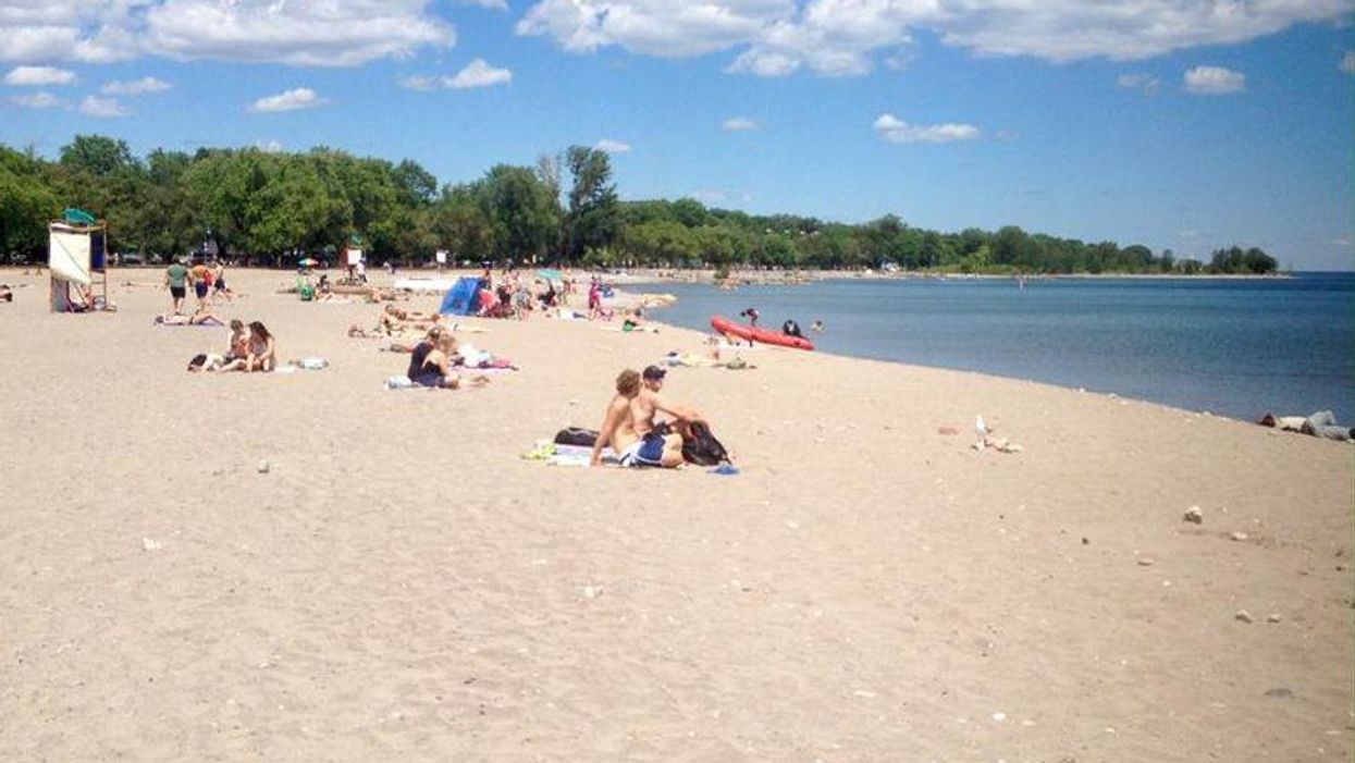 Weather Alerts Are Being Issued Across Ontario RN For Scorching Temps & Humidity