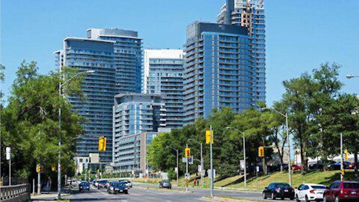 These Surprising Toronto Neighbourhoods Have Below-Average Condo Prices RN