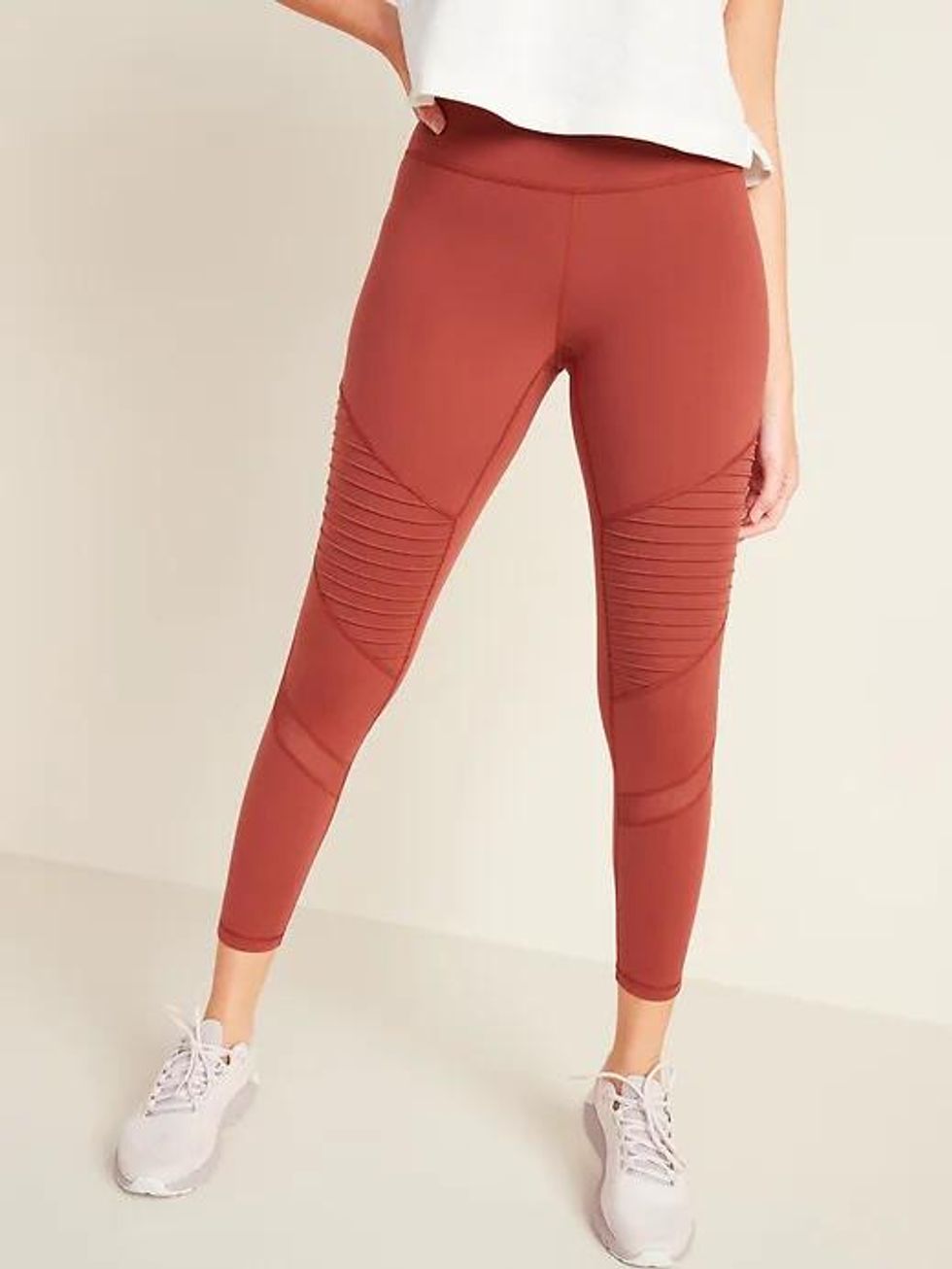 12 Of The Best Leggings You Can Buy In Canada From Brands Like Aritzia