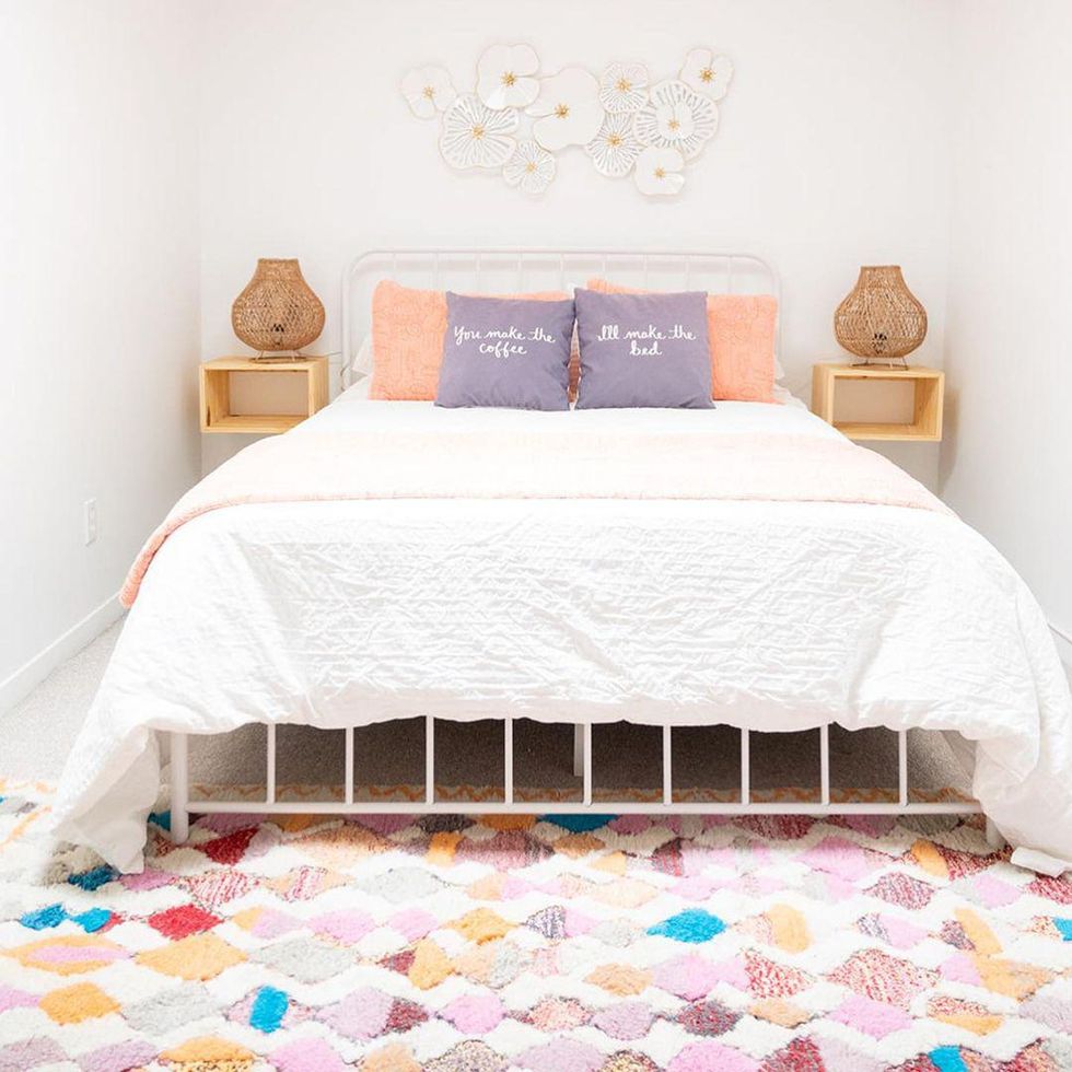 Cheerful studio apartment in historic Almonte Narcity