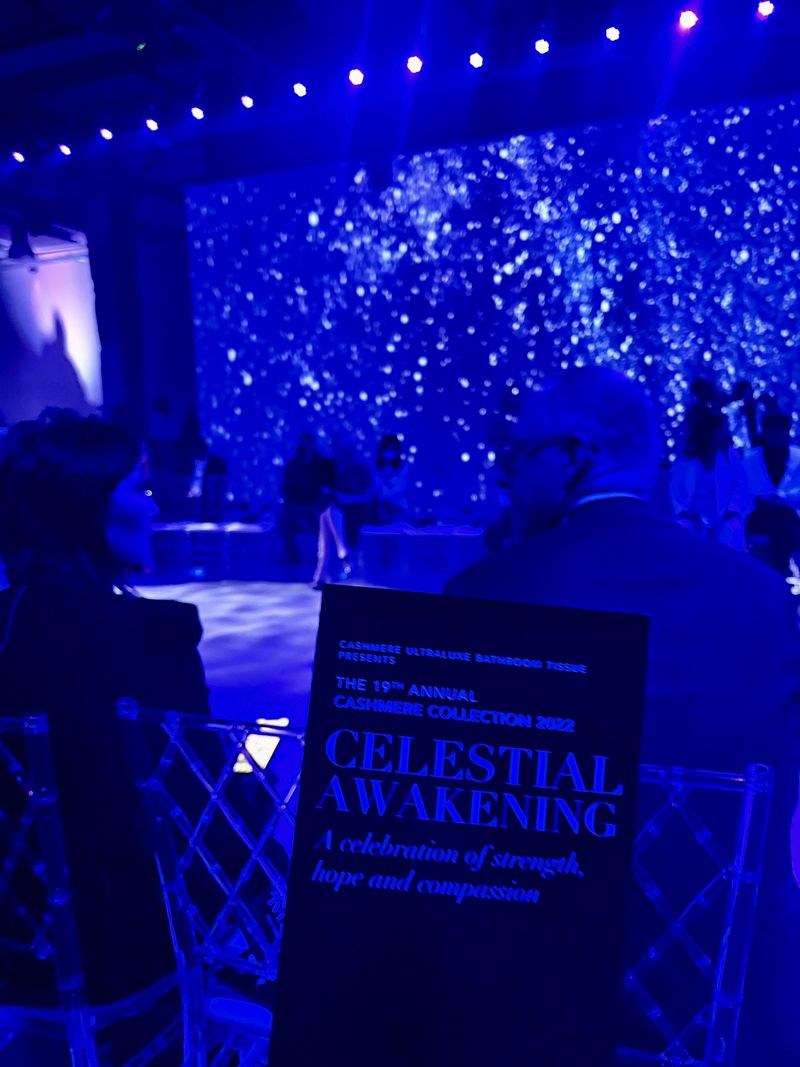 This Bathroom-Tissue Fashion Show Was Surprisingly Haute \u0026 These Are My  Fave Looks - Narcity, image size:800x1067