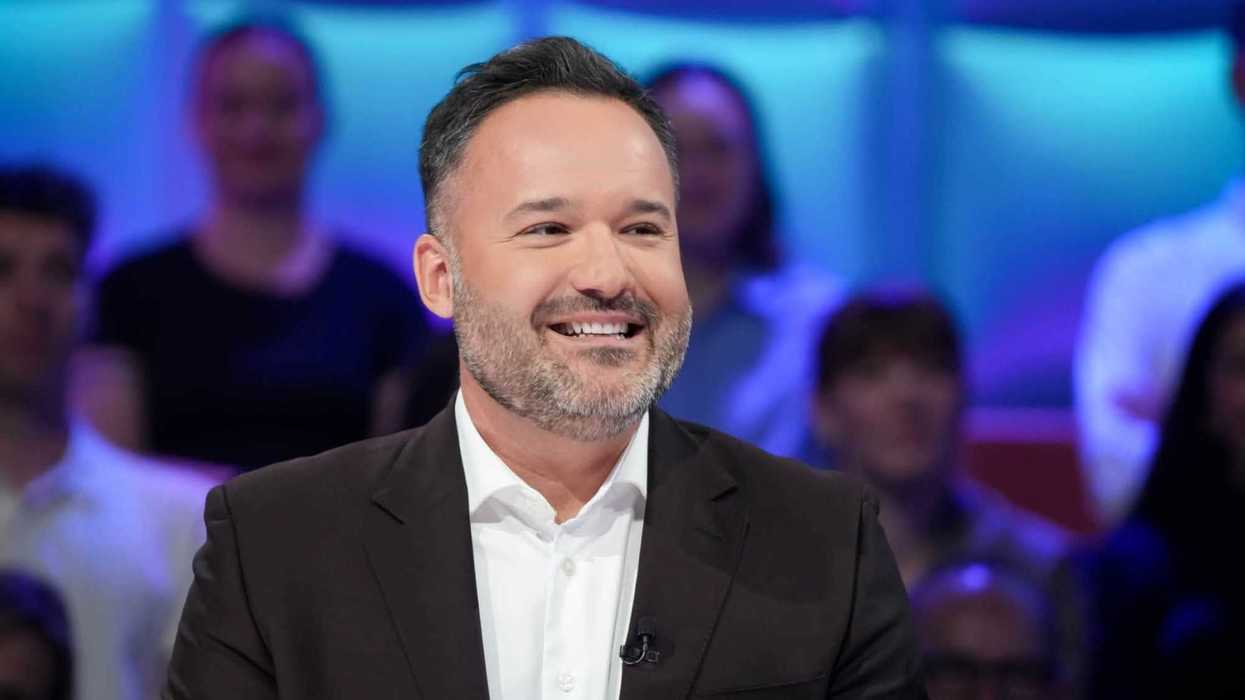 TLMEP : Mathieu Lacombe de la CAQ explique sans gêne pourquoi il était au party du PQ