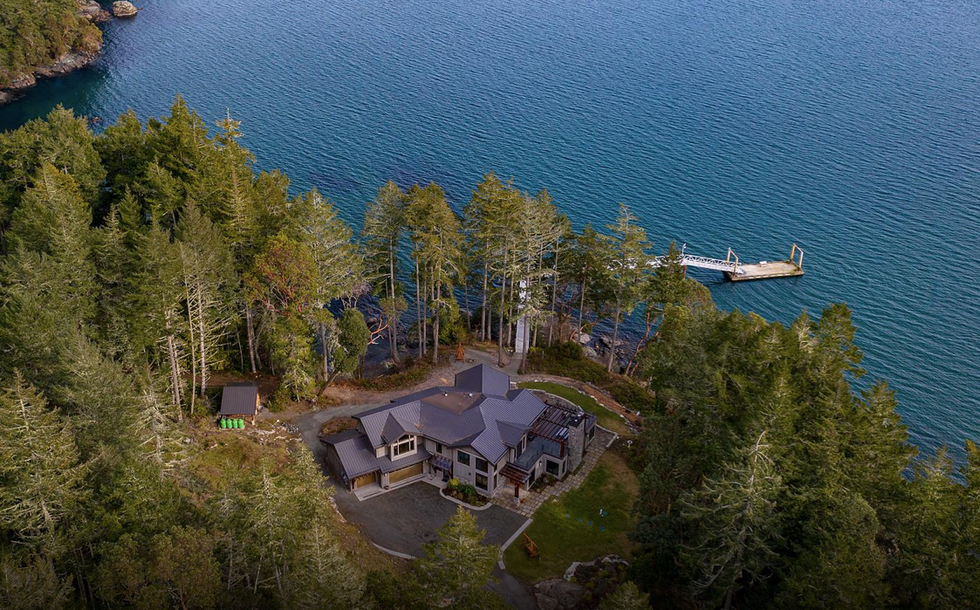 5 Beachfront Houses For Sale On Vancouver Island That Will Make Your