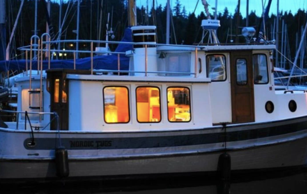 6 Unique Houses To Rent Near Vancouver That Float On The Water Narcity