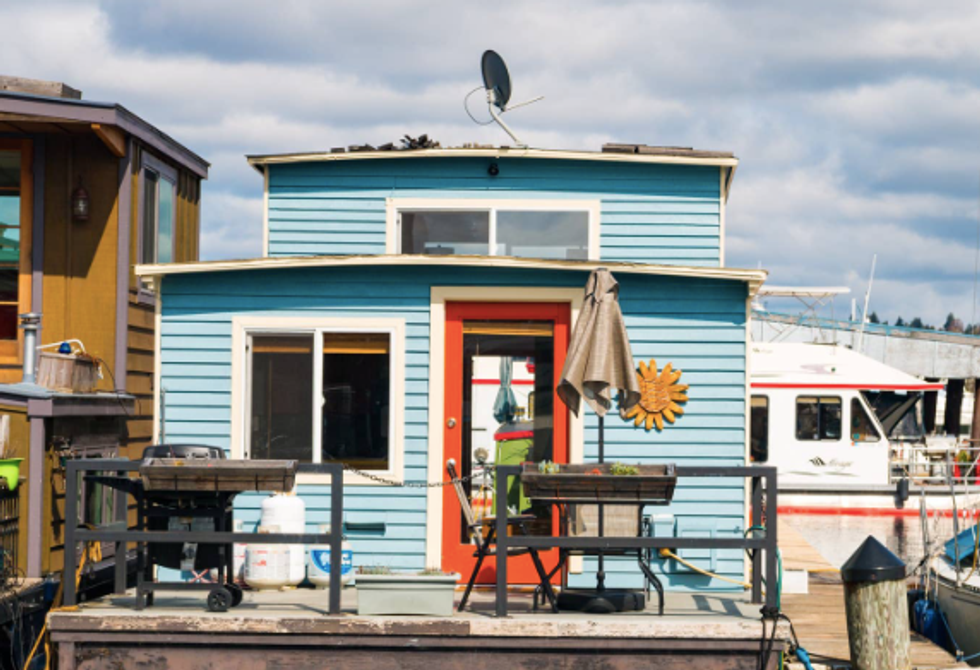 6 Adorable Floating Houses You Can Rent Near Vancouver For Cheap Narcity