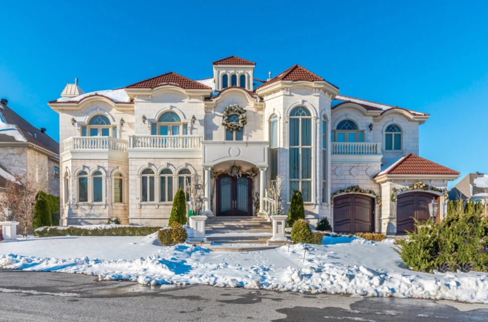 7 Ottawa Mansions For Sale That Could Convince Ryan Reynolds To Move