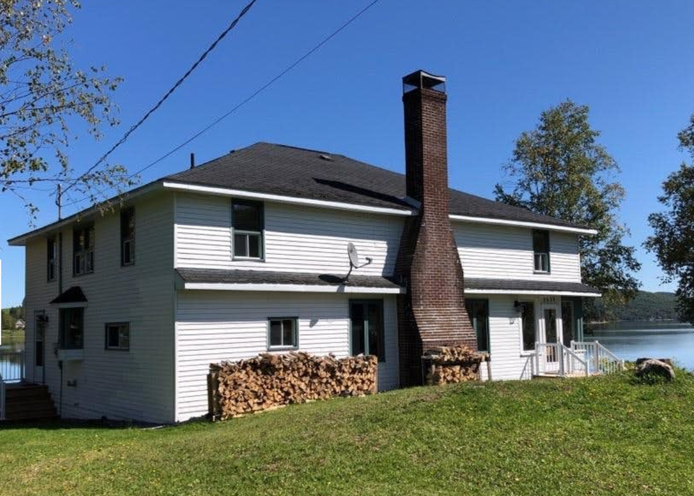 New Brunswick Houses For Sale Prove It's The Place To Go For Mansions On A Budget (PHOTOS) Narcity