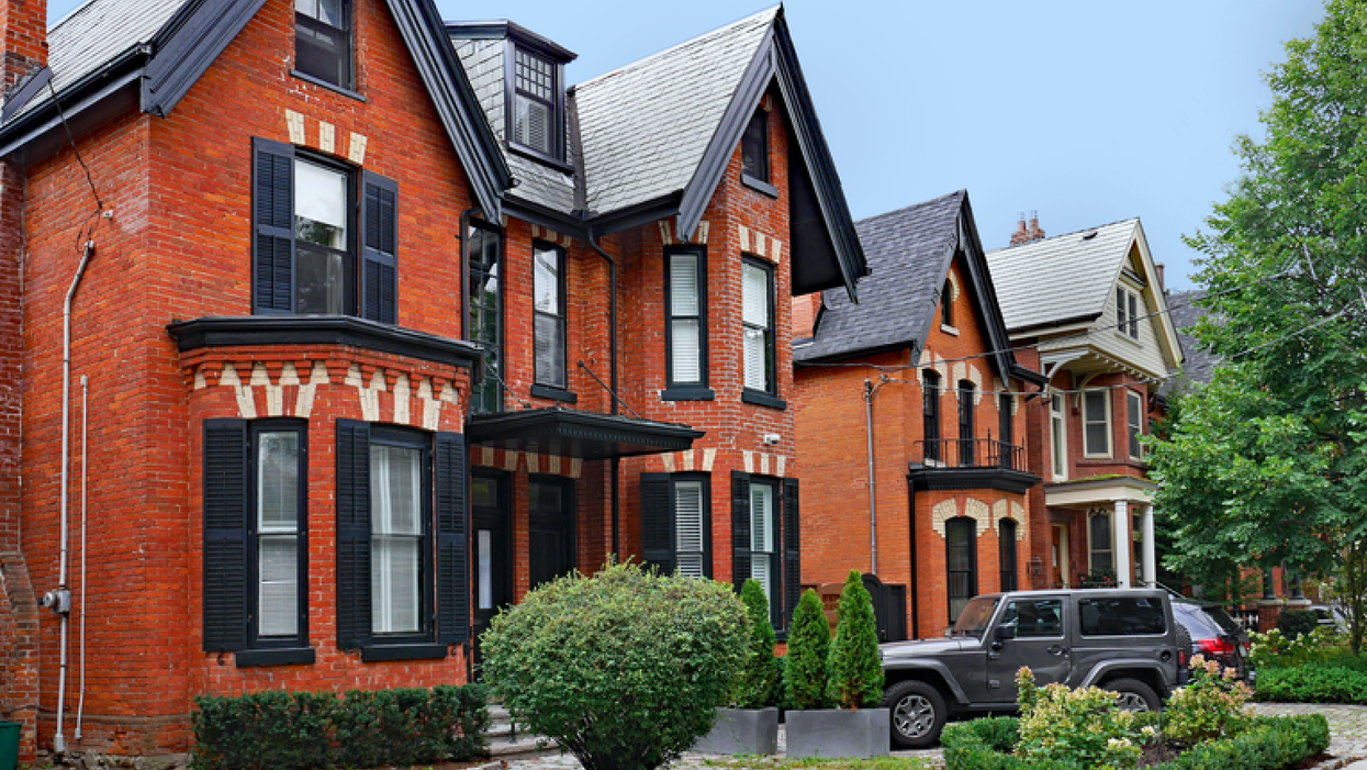 You Now Have To Make $135K A Year To Be Considered Middle Class In Toronto (VIDEO)