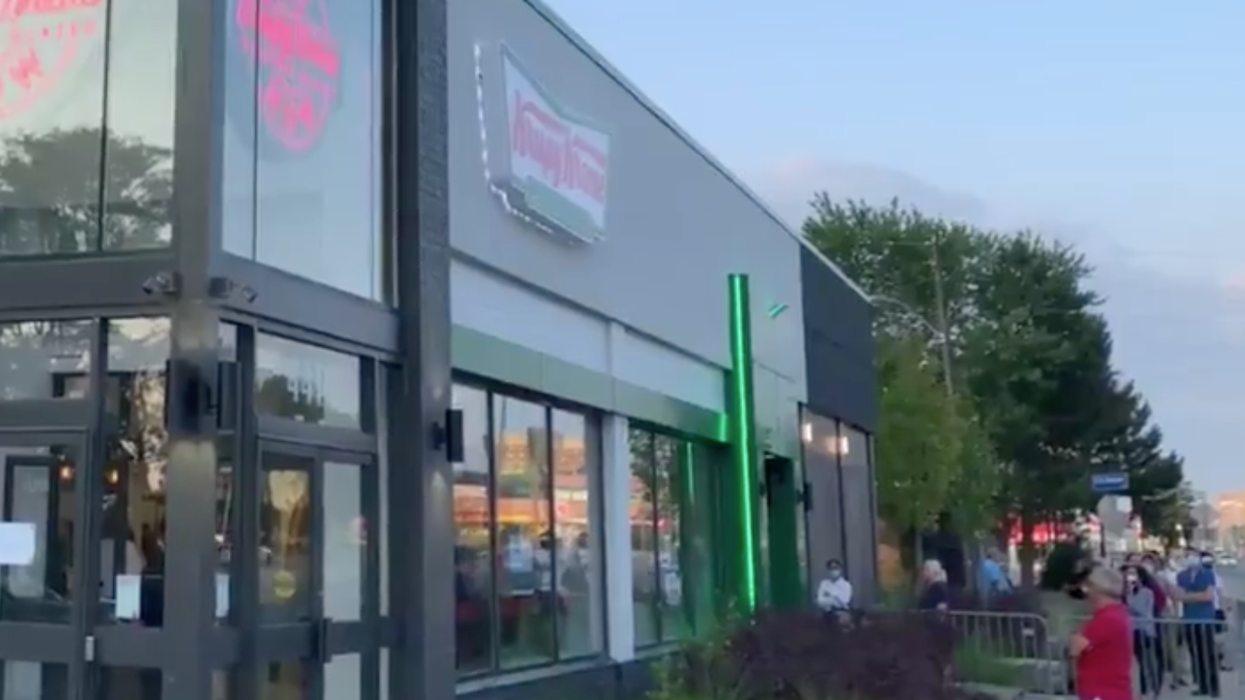 Scarborough's Krispy Kreme Just Opened & People Are Already In Line (VIDEO)