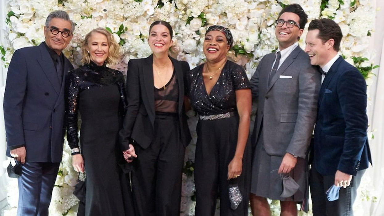 'Schitt's Creek' Cast Had A Party At Casa Loma After Their Emmys Sweep (PHOTOS)