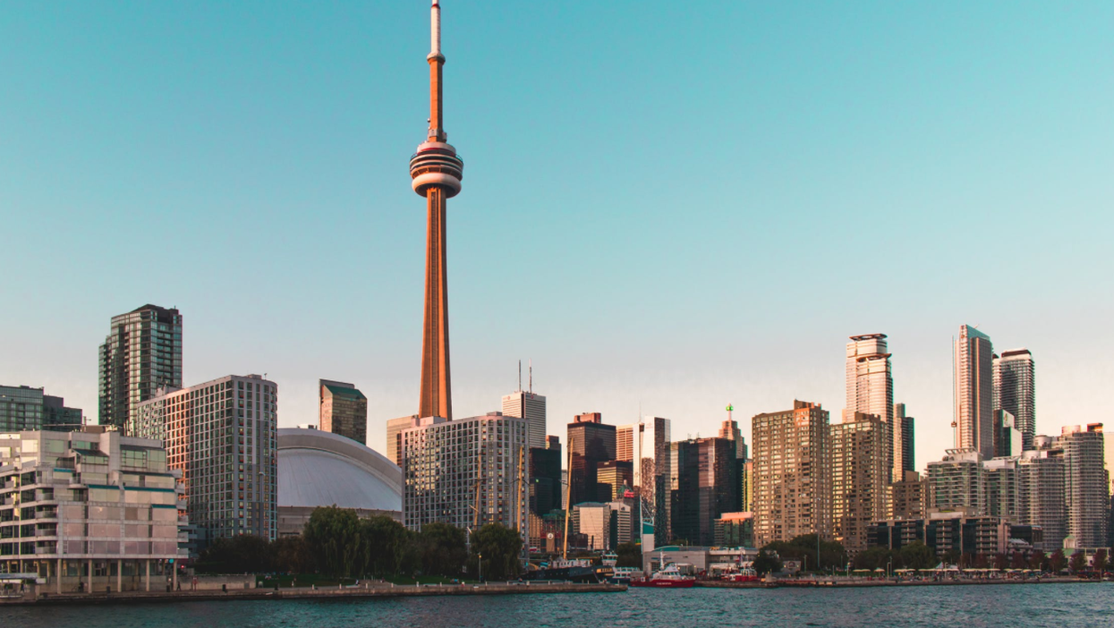 Toronto's Getting Hit With Scorching 29 C Heat This Week