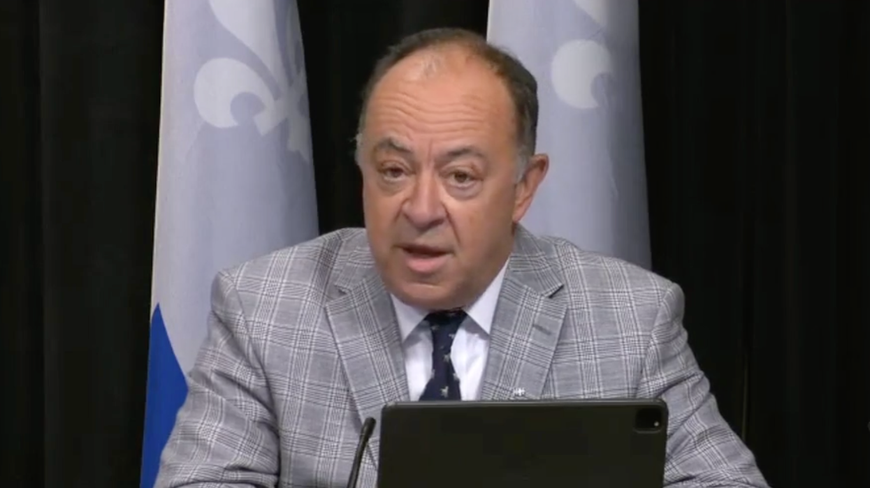 Voici combien de temps les Québécois devront limiter leurs contacts sociaux