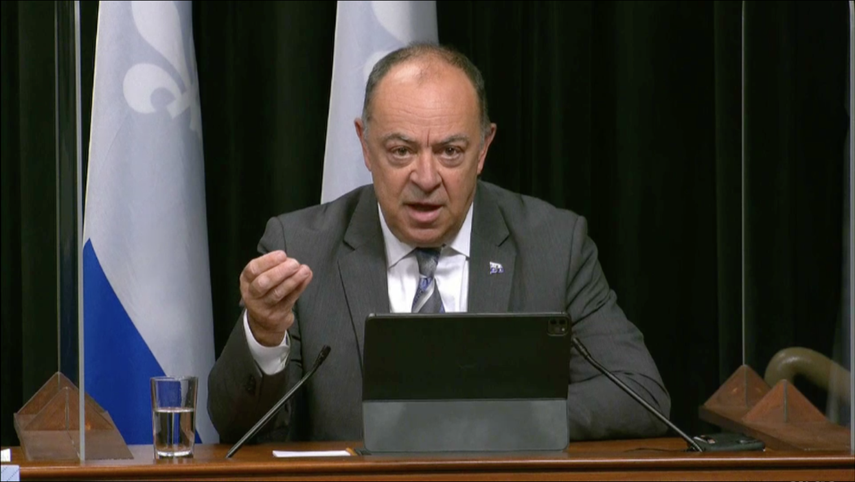 Voici le niveau de risque d'attraper la COVID-19 selon les types de contacts que tu as eus