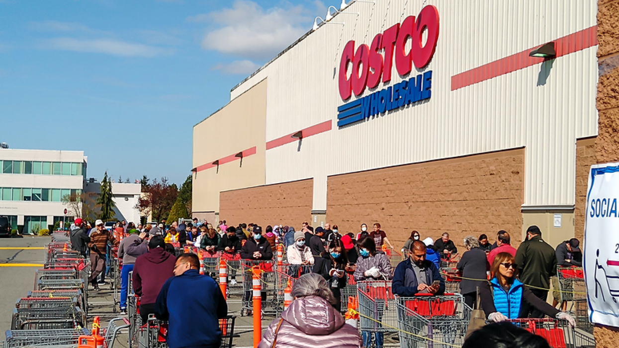 John Tory Wants In-Person Black Friday Sales To Get Cancelled In Toronto This Year