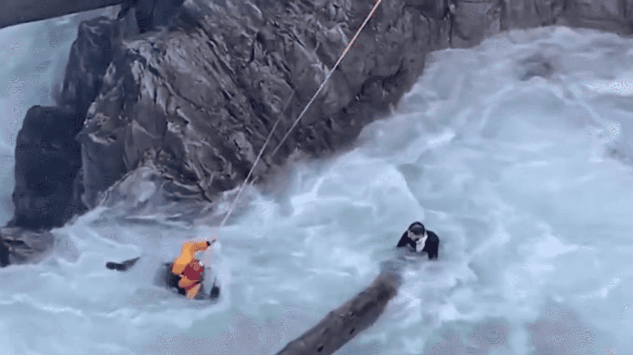 A BC Crew Saved A Man From A Freezing River In One Of The Hardest Rescues Ever (VIDEO)