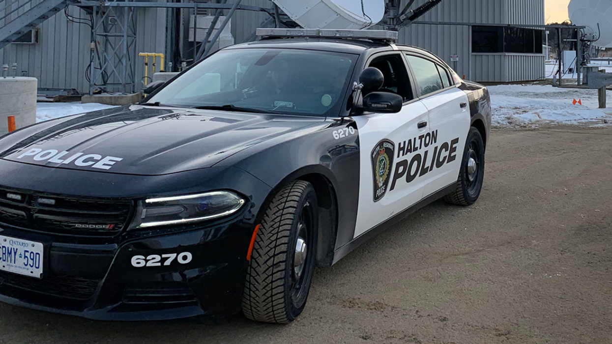 Police In Oakville Warn Residents To Stay In Their Basements Amid 'Active Situation'
