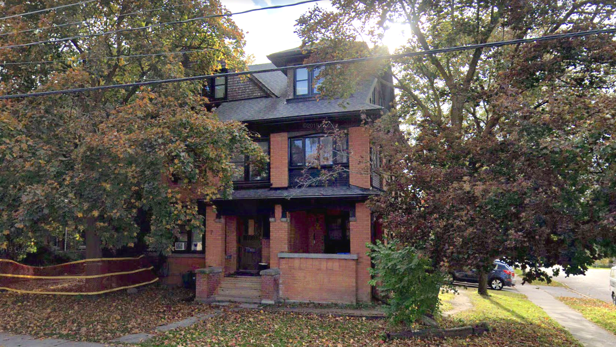 This Ontario 'Mini-Mansion' Costs Almost $1 Million & Is The Most Frat House Ever (PHOTOS)