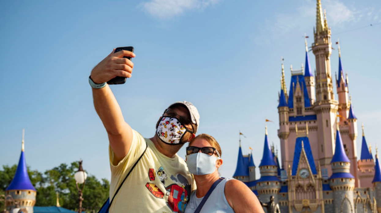 Disney World Sells Out For An Entire Week During Spring Break Amid COVID-19