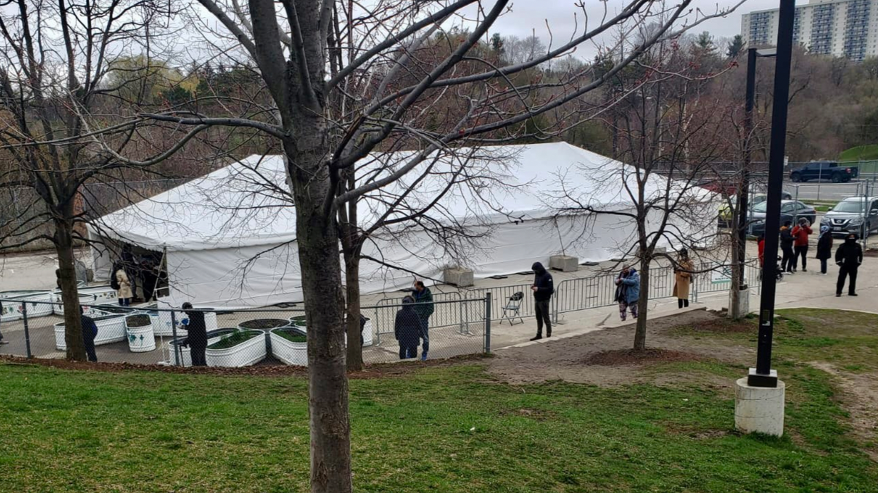 Toronto Has 3 New Pop-Up Vaccine Clinics For Residents In 7 Postal Codes