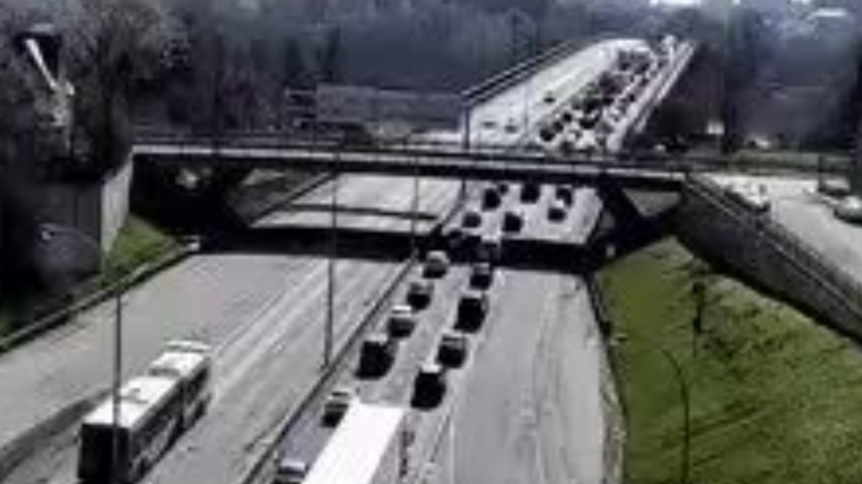 Traffic Is Awful At The Ontario-Quebec Border Because Of New Police Checkpoints