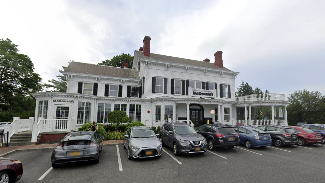 This New York McDonald's Is Actually A Historic Mansion & Here's A Look Inside (PHOTOS)