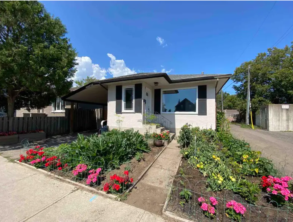 6 Cute Ontario Homes For Under 250K That Will Have You Fleeing Your