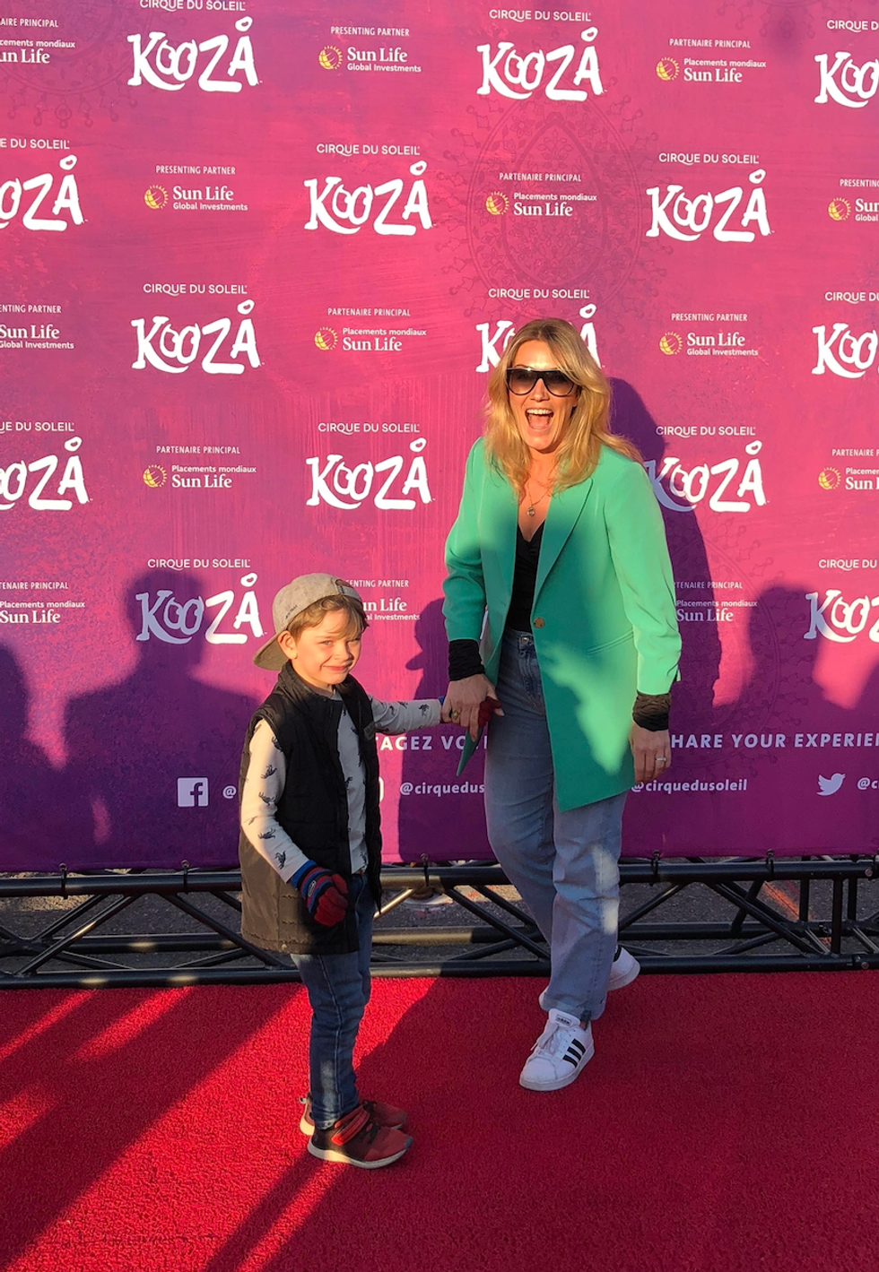 Ingrid Falaise et son fils.