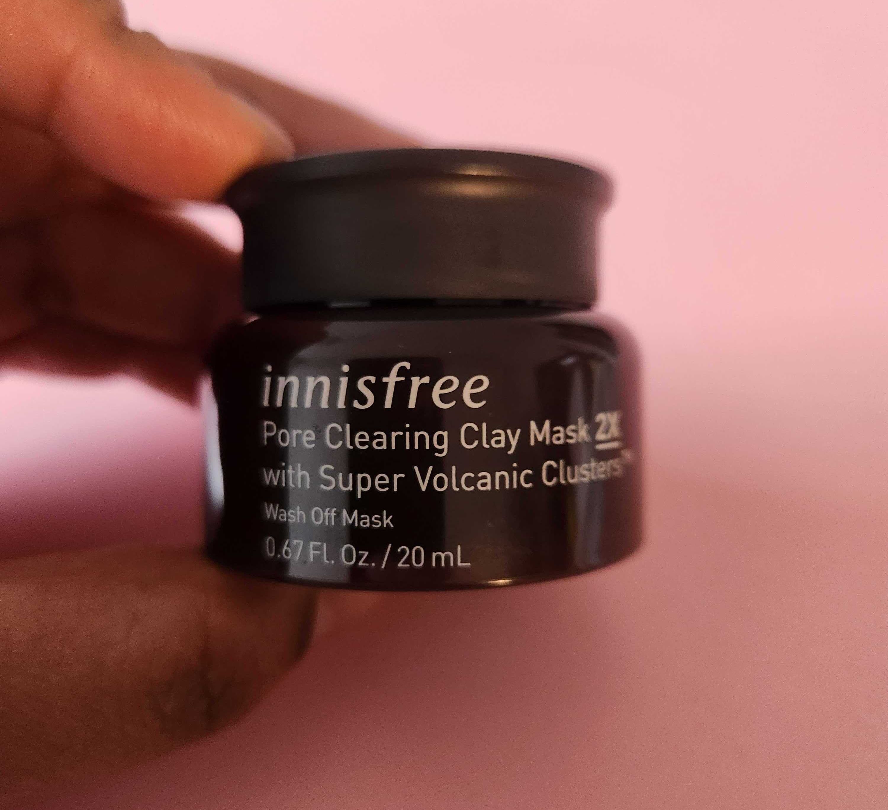 Innisfree Pore Clearing Clay Mask 2X with Super Volcanic Clusters.